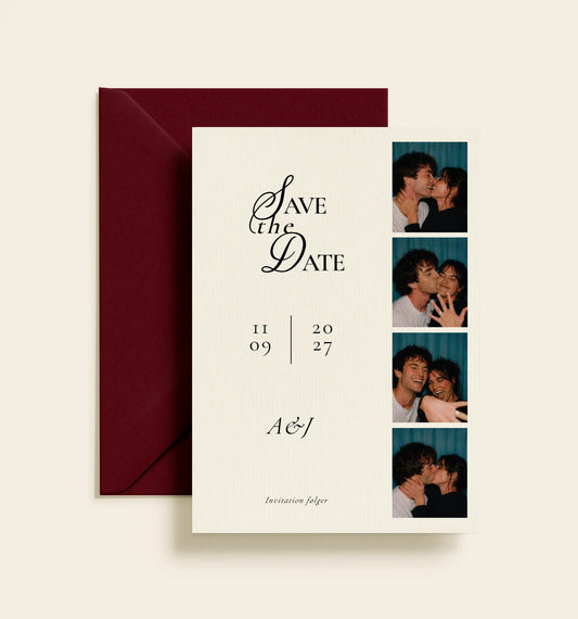 Personlig Save the Date til bryllup med fotostribe, egne billeder og elegant typografi.