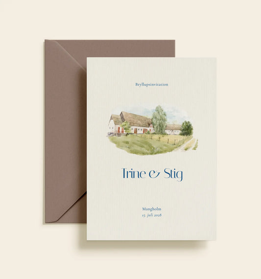 Bryllupsinvitation til Mangholm med akvarelillustration af gården og elegant blå typografi.